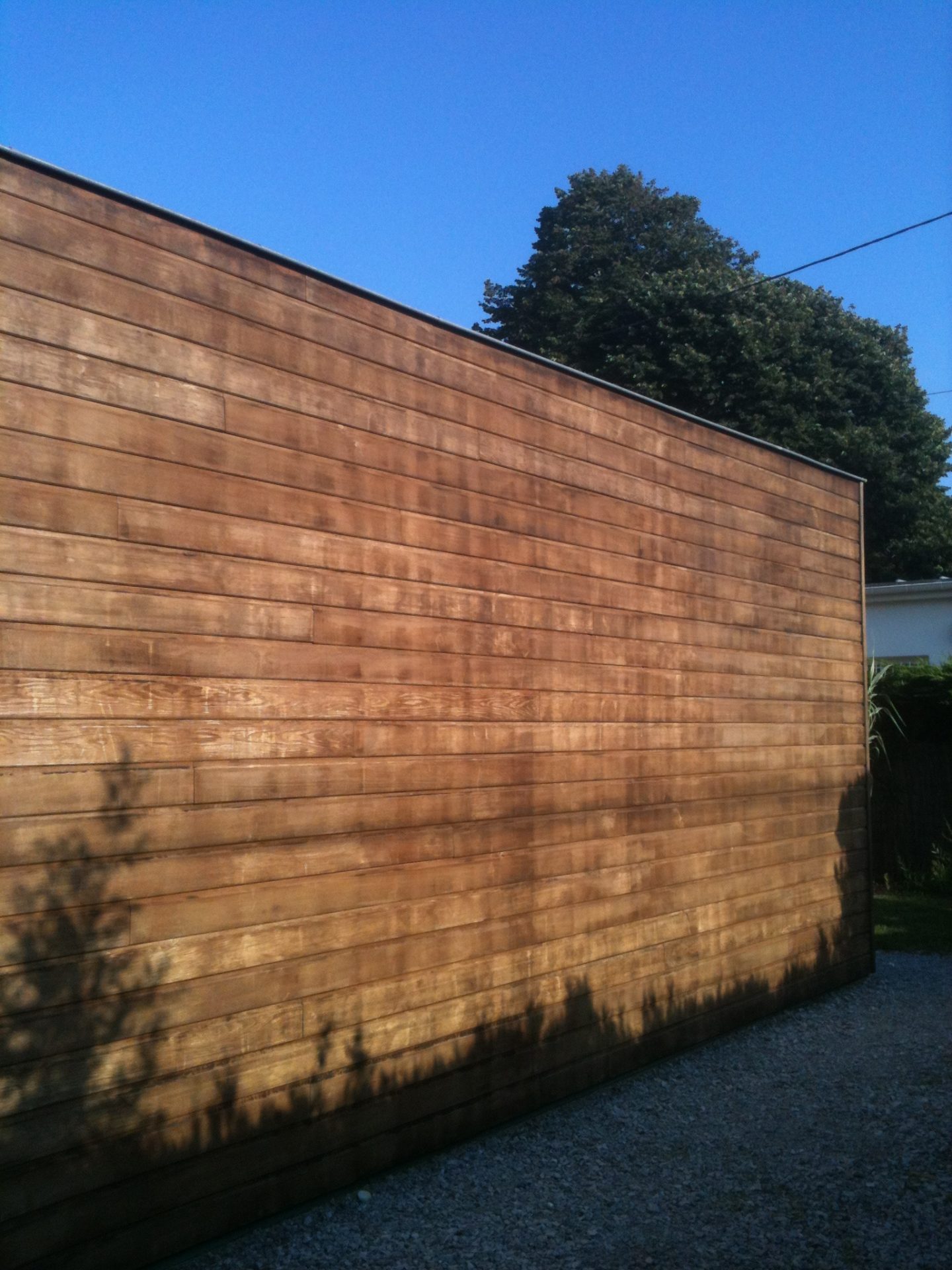 Mur en bois dégrisé