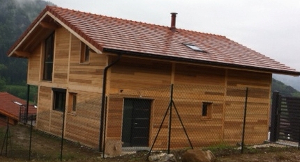 maison bois avec bardage red cedar