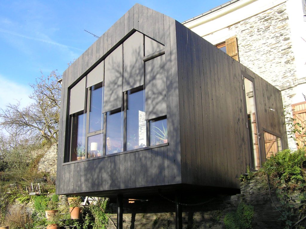 Une peinture bois effet… ardoise