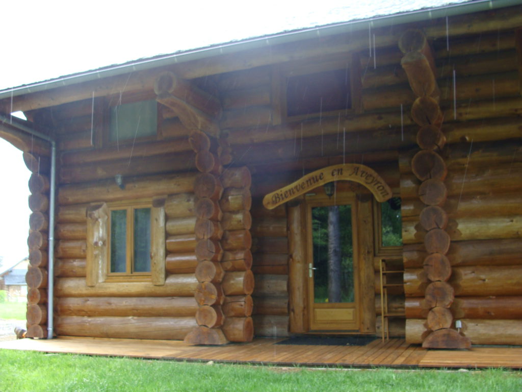 chalet fuste avec bois huilé