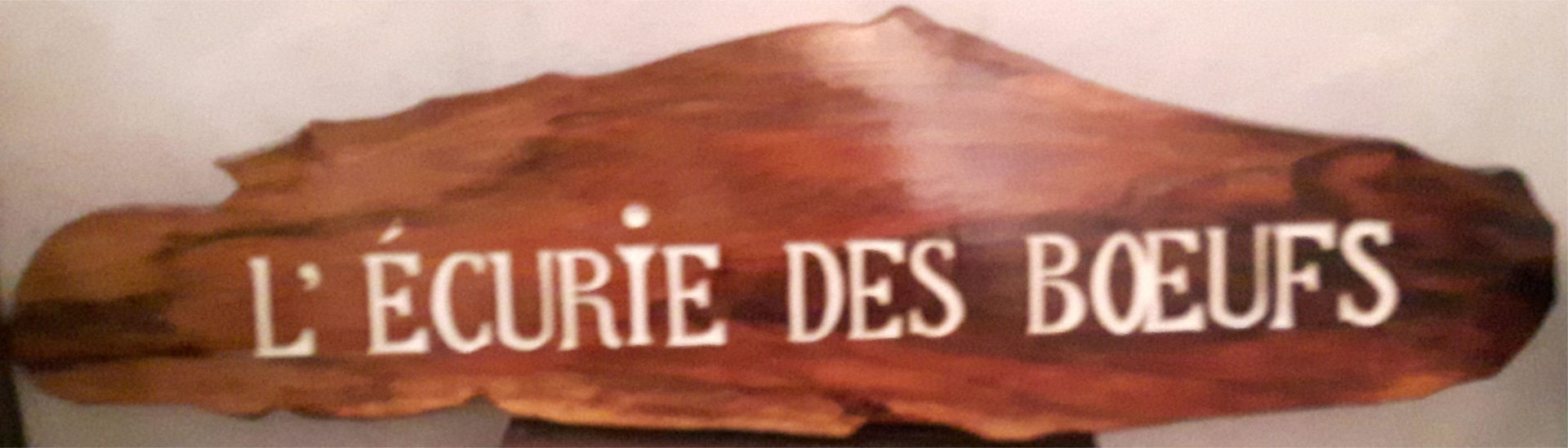 pancarte en noyer traitée avec une huile bois