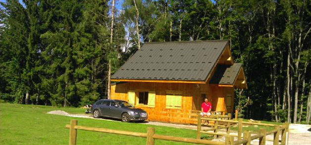 chalet en bois savoyard entretenu avec l'huile flamande Mauler