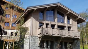 chalet a Megève après application Saturoil