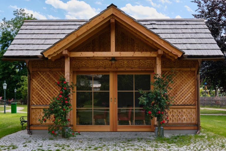 Choisir une huile pour bardage en bois