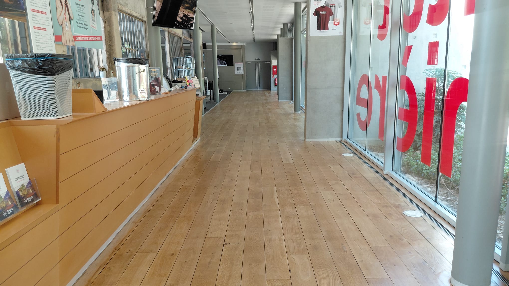 Témoignage : un parquet vitrifié pour un lieu fréquenté